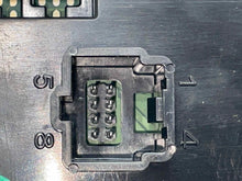 Load image into Gallery viewer, Temperature Controls Jeep Cherokee 2015 - NW507760
