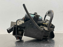 Load image into Gallery viewer, Suspension Air Compressor Pump Cadillac XTS 2014 - NW507546
