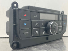 Load image into Gallery viewer, FRONT TEMPERATURE CONTROLS Jeep Grand Cherokee 11 12 13 - NW507761
