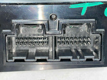 Load image into Gallery viewer, REAR TEMPERATURE CONTROLS GMC Acadia 2007-2016 - NW508158
