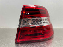 Load image into Gallery viewer, OUTER TAIL LIGHT LAMP ML350 ML450 ML550 ML63 12 13 Right - NW510100
