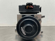 Load image into Gallery viewer, ABS ANTI-LOCK BRAKE PUMP Porsche Cayenne 2011 11 2012 12 - NW509416
