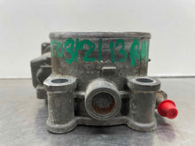 Load image into Gallery viewer, THROTTLE BODY LR4 Range Rover Range Rover Sport 10 11 12 13 - NW510096
