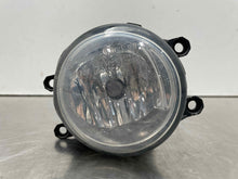 Load image into Gallery viewer, [INVENTORYCAR_YEAR_MAKE_MODEL] FOG LAMP LIGHT Bumper Mounted Right - NW510556
