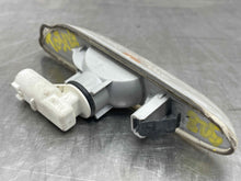 Load image into Gallery viewer, [INVENTORYCAR_YEAR_MAKE_MODEL] SIDE MARKER LAMP LIGHT Fender Mounted Left - NW510553

