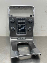 Load image into Gallery viewer, RADIO CONTROLS Volvo C70 S60 S80 V70 XC60 XC70 2011 11 2012 12 2013 13 - NW510832
