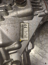 Load image into Gallery viewer, TRANSFER CASE RX350 RX350L Highlander Sienna Venza 2010-2019 - NW511656
