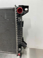 Load image into Gallery viewer, RADIATOR Expedition F150 Pickup F150 Raptor Pickup Raptor Navigator 09-14 - NW511537
