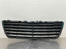 Load image into Gallery viewer, GRILL Mercedes E320 E430 E55 2000 00 01 02 03 - NW512002
