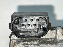 Load image into Gallery viewer, THROTTLE BODY CLK430 CLK500 ML500 SL55 01 - 06 - NW512182
