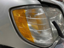 Load image into Gallery viewer, PARKLAMP Mercedes S320 S350D S420 S500 95 - 99 Right - NW511961
