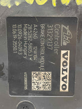 Load image into Gallery viewer, ABS ANTI-LOCK BRAKE PUMP Volvo S60 XC60 11 12 13 14 15 - NW512287
