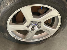 Load image into Gallery viewer, WHEEL RIM S60 XC60 11 12 13 17x7 ALLOY - NW512728
