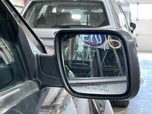 Load image into Gallery viewer, SIDE VIEW DOOR MIRROR Ford Explorer 16 17 18 19 Right - NW512372
