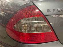 Load image into Gallery viewer, TAIL LIGHT LAMP ASSEMBLY E350 E550 E280 E300 E320 E63 07-09 Left - NW512683
