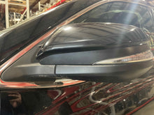 Load image into Gallery viewer, SIDE VIEW DOOR MIRROR Toyota Highlander 14 15 16 17 18 19 Left - NW512831
