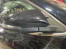 Load image into Gallery viewer, SIDE VIEW DOOR MIRROR Toyota Highlander 14 15 16 17 18 19 Right - NW512832
