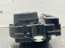 Load image into Gallery viewer, Temperature Controls Volkswagen Passat 2017 - NW512956
