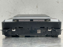 Load image into Gallery viewer, Radio  MERCEDES GLA-CLASS 2021 - NW513275
