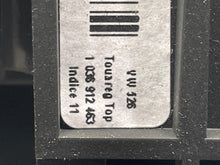 Load image into Gallery viewer, Speedometer Cluster Volkswagen Touareg 2016 - NW513709
