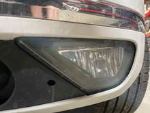 Load image into Gallery viewer, Park Lamp Light Volkswagen Touareg 2016 - NW513521
