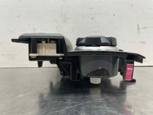 Load image into Gallery viewer, Temperature Controls Toyota 4 Runner 2004 - NW513570
