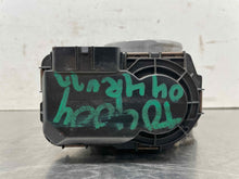 Load image into Gallery viewer, THROTTLE BODY Land Cruiser LX470 GX470 Tundra 03 04 05 - NW513725
