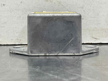 Load image into Gallery viewer, STABILITY CONTROL MODULE COMPUTER 4 Runner Tundra 03 04 - NW513400
