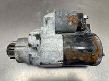 Load image into Gallery viewer, STARTER MOTOR QX60 Altima Maxima Murano Murano Cross Cabriolet 15-18 - NW513112
