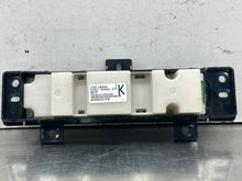 Load image into Gallery viewer, REAR TEMPERATURE CONTROLS Nissan Pathfinder 13 14 15 16 17 - NW512951
