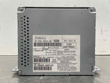 Load image into Gallery viewer, RADIO Jaguar XF XFR 2009 09 2010 10 2011 11  AM FM CD - NW513651
