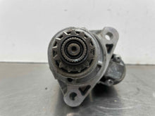 Load image into Gallery viewer, STARTER MOTOR QX60 Altima Maxima Murano Murano Cross Cabriolet 15-18 - NW514635
