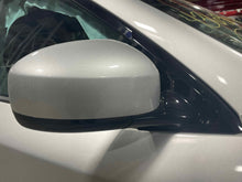 Load image into Gallery viewer, SIDE VIEW DOOR MIRROR Nissan Pathfinder 13 14 15 16 Right - NW514348

