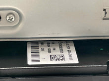 Load image into Gallery viewer, RADIO Mercedes-Benz C250 C300 C350 C63 2012 12 - NW515006
