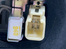 Load image into Gallery viewer, OUTER TAIL LIGHT LAMP Toyota Camry 2010 10 2011 11 Right - NW555861
