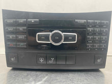 Load image into Gallery viewer, RADIO Mercedes-Benz E300 E350 E400 E550 E63 2013 13 - NW515450
