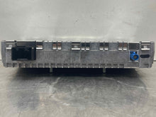 Load image into Gallery viewer, SATELLITE RECEIVER B250 C250 C300 C350 C63 E300 E350 E400 E550 E63 10-16 - NW515451
