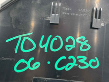 Load image into Gallery viewer, SPEEDOMETER CLUSTER Mercedes-Benz C230 C280 C350 C55 2006 06 - NW515982
