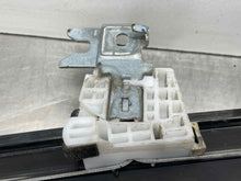Load image into Gallery viewer, FRONT DOOR WINDOW REGULATOR POWER Pathfinder 2013-2020 Right - NW516273
