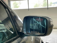 Load image into Gallery viewer, DOOR MIRROR POWER REMOTE Acura MDX 2007 07 2008 08 2009 09 Right - NW515238
