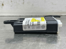 Load image into Gallery viewer, COMMUNICATION CONTROL MODULE COMPUTER Beetle Golf GTI Jetta Passat 12-15 - NW516170
