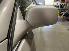 Load image into Gallery viewer, SIDE VIEW DOOR MIRROR Lexus ES300 ES330 02 03 04 05 06 Left - NW517088
