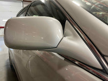Load image into Gallery viewer, SIDE VIEW DOOR MIRROR Lexus ES300 ES330 02 03 04 05 06 Right - NW517089
