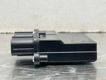 Load image into Gallery viewer, Air Bag occupant detection computer Highlander XD Camry 04 05 06 - 11 - NW517030
