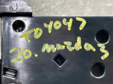 Load image into Gallery viewer, Temperature Controls Mazda 3 2020 - NW517289
