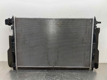Load image into Gallery viewer, RADIATOR - NW517410

