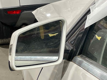 Load image into Gallery viewer, SIDE VIEW DOOR MIRROR E300 E350 E400 E550 E63 10 11 12 13 Left - NW517758
