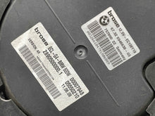 Load image into Gallery viewer, RADIATOR FAN ASSEMBLY BMW 530i 545i 525i 750i 2004 04 2005 05 2006 06 07 08 - 10 - NW518243
