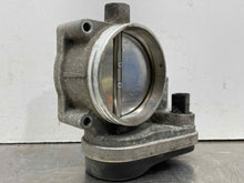 Load image into Gallery viewer, THROTTLE BODY BMW 650i 550i 750i X5 2006 06 2007 07 08 09 10 - NW518521
