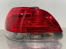 Load image into Gallery viewer, OUTER TAIL LIGHT LAMP 750i 750il 750LI 760li Alpina B7 06-08 Right - NW518525
